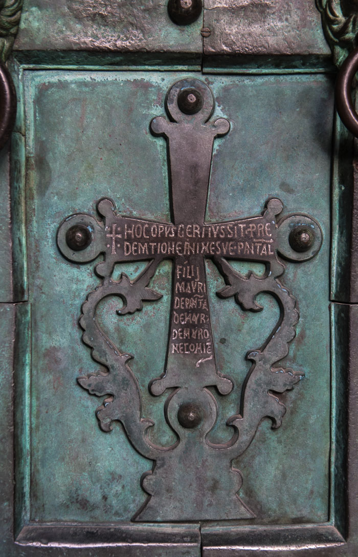 Bronze doors of Amalfi Cathedral 20121001-IMG_0740.jpg