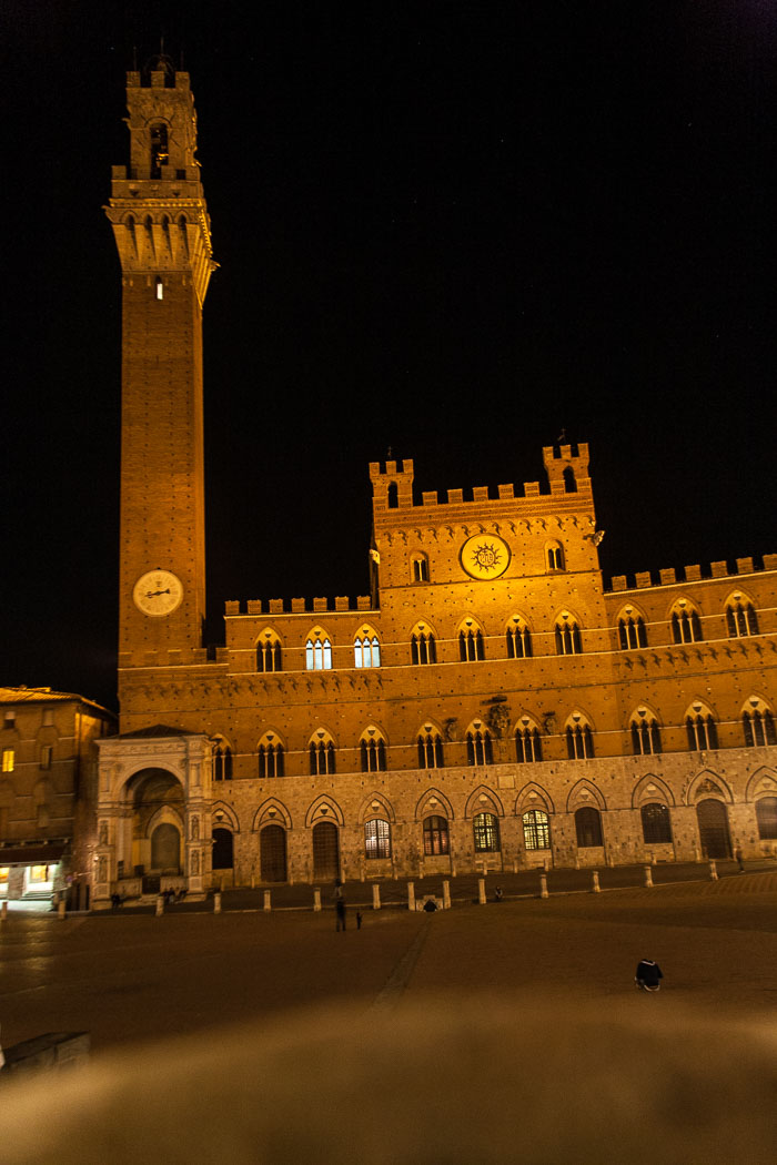 Piazza del Campo 20121002-IMG_1222.jpg
